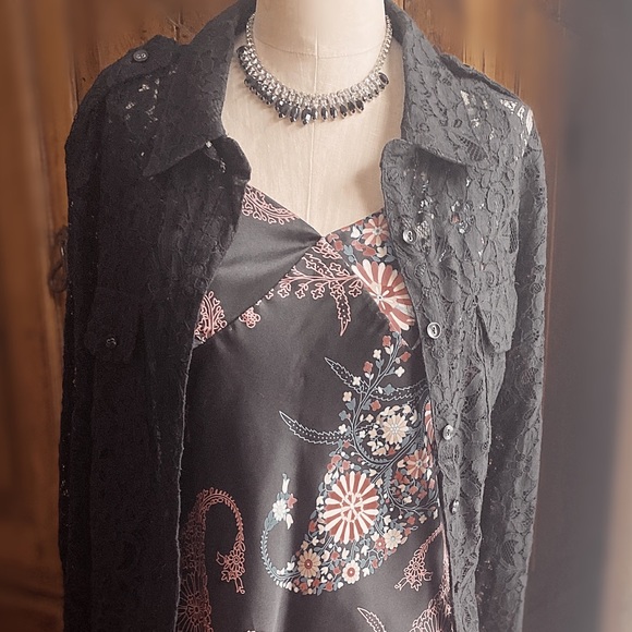 Vintage Two Piece - Picture 3 of 8